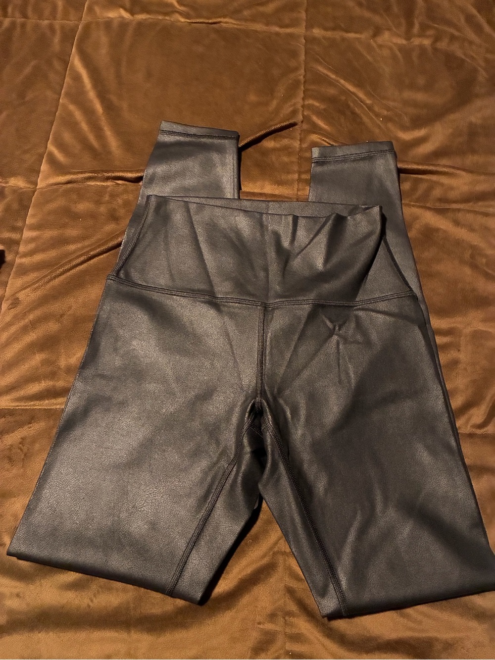CRZ YOGA High-Waist Leggings in Black Foil Pattern, size small, new with tags